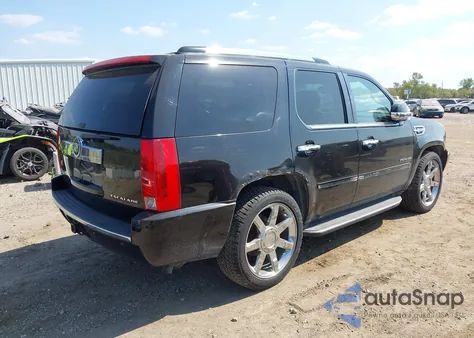 2011 Cadillac Escalade Hybrid Standard z USA, uszkodzony, nr VIN 1GYS4EEJ9BR112588
